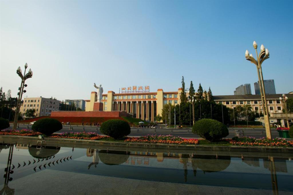 Wanda Reign Chengdu Ξενοδοχείο Εξωτερικό φωτογραφία
